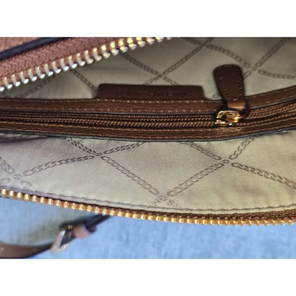 Michael Kors Hand/Shoulder Bag Brown Pebble Leather with Gold Toned Hardware - Picture 6 of 13
